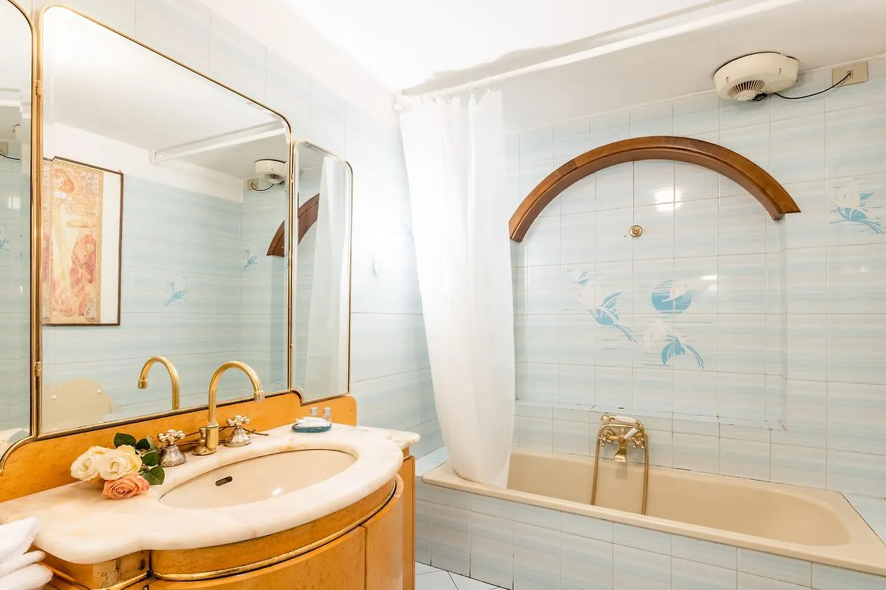 Romeo Apartment Florence Italy