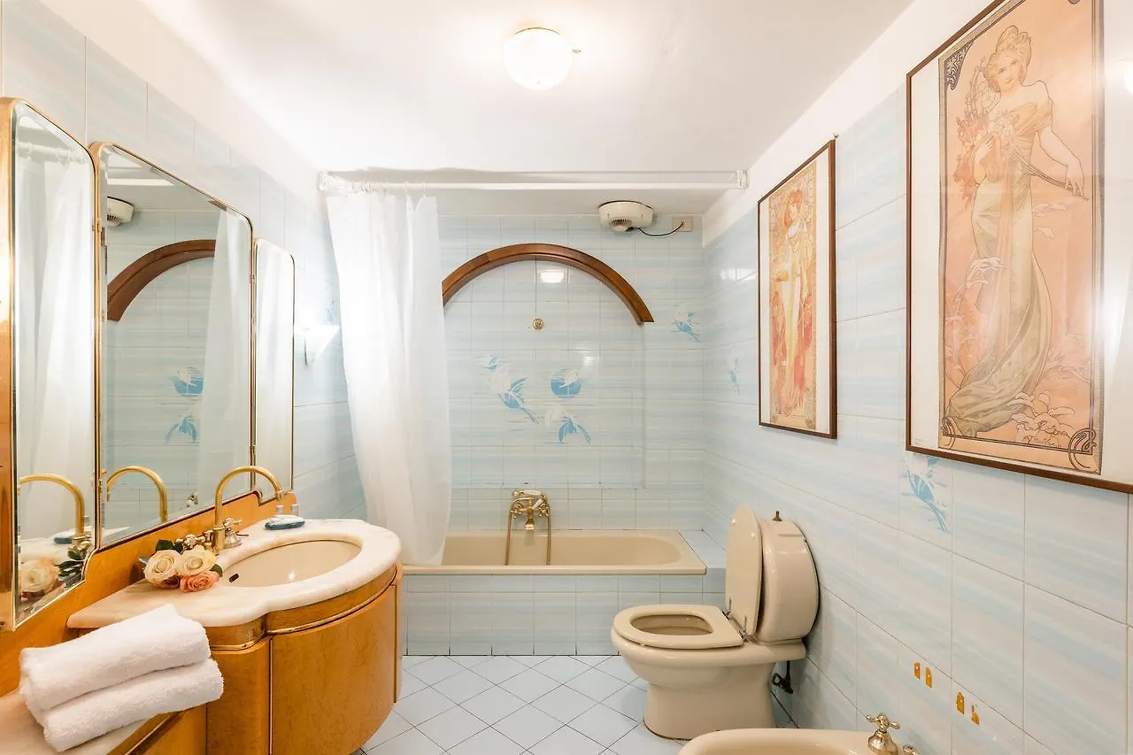 Romeo Apartment Florence 0*,  Italy