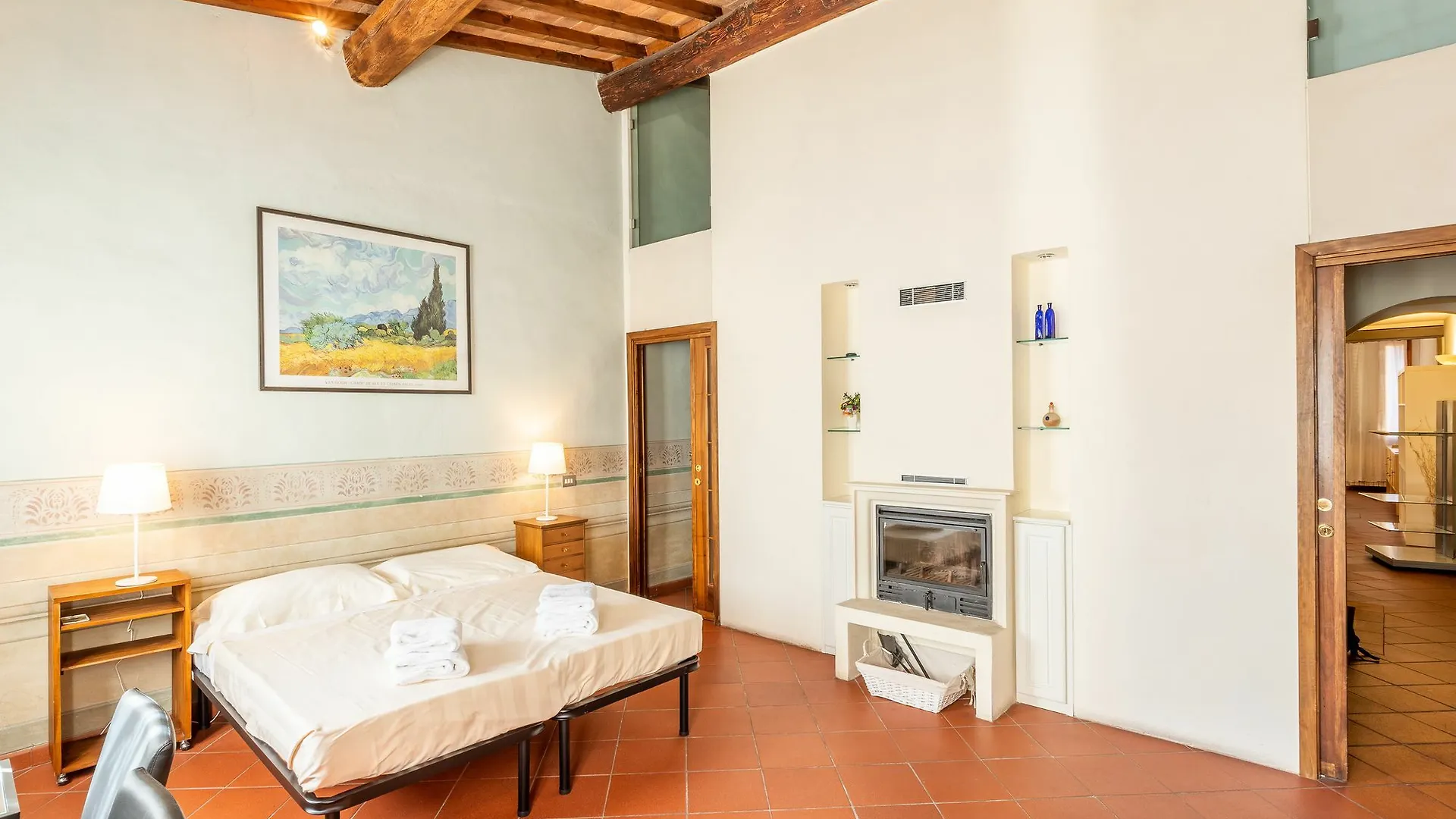 Romeo Apartment Florence Italy